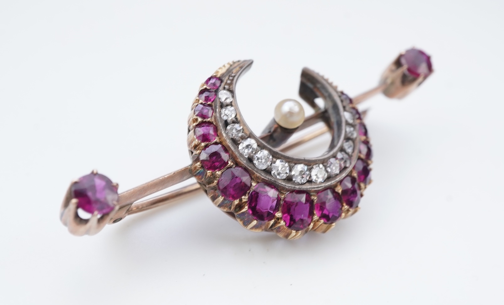 A Victorian ruby and diamond bar brooch, late 19th century